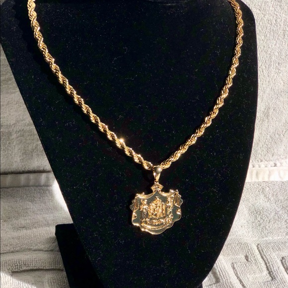 14k GOLD Hawaiian Coat of Arms 5mm x 20in Necklace - Picture 8 of 8